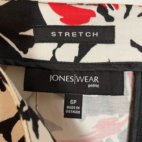 Jones Wear Floral Pencil Skirt Stretch Size 6P Tropical Career Office EUC - Picture 2 of 11